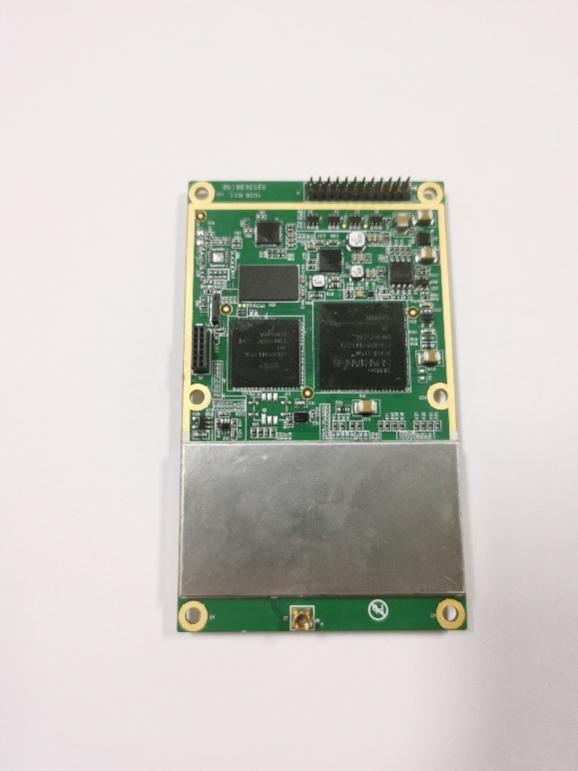 GKD800型八频高精度测量型GNSS接收机